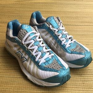 New Balance Abzorb Running Women’s Sneakers Size 8